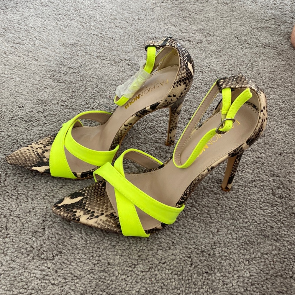 Brand new! Fashion Nova size 8 tan and yellow neon heels